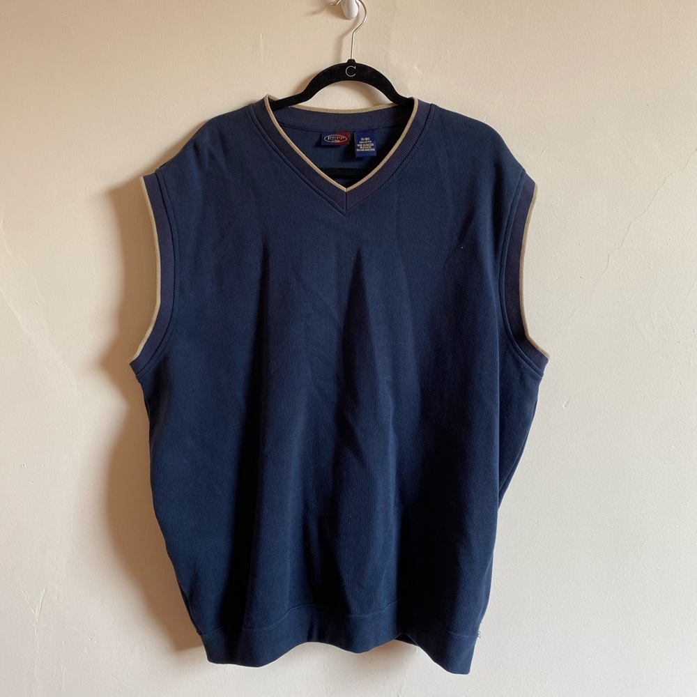 Navy men’s sweater vest
